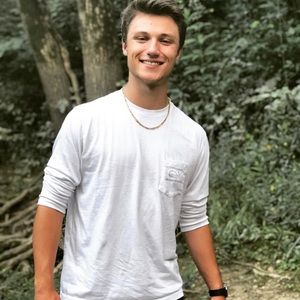 Meet your Posher, Aaron